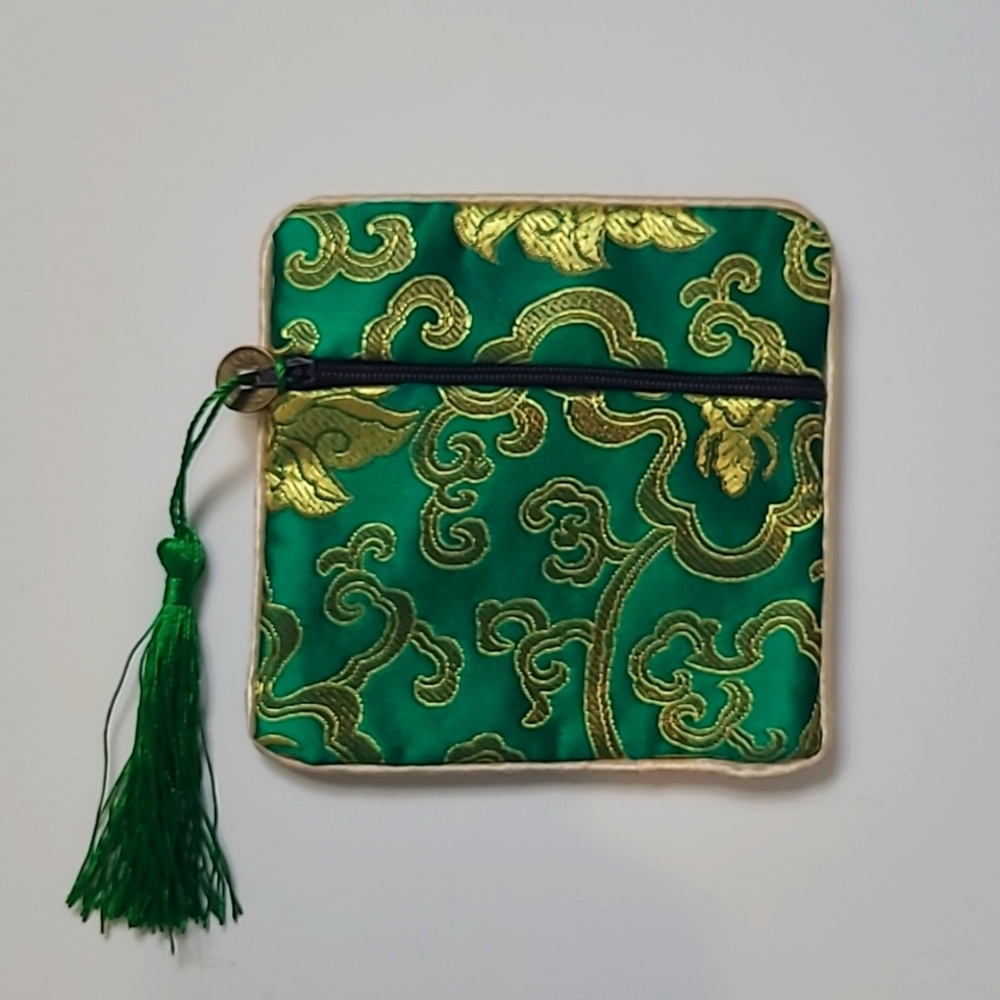 Embriodery Zipper Square Pouch 4 3/4" × 4 3/4"